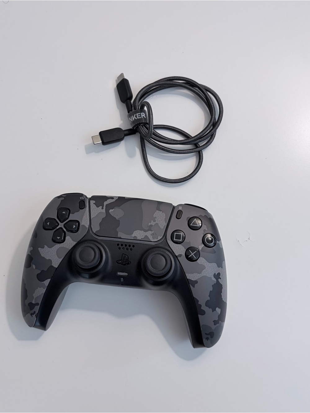 Sony DualSense Wireless Controller – Gray Camouflage